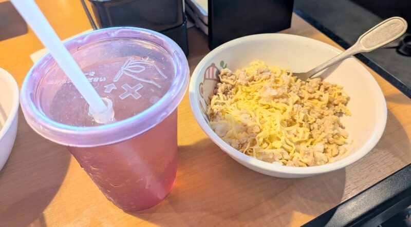 焼肉きんぐキッズメニューそぼろ丼